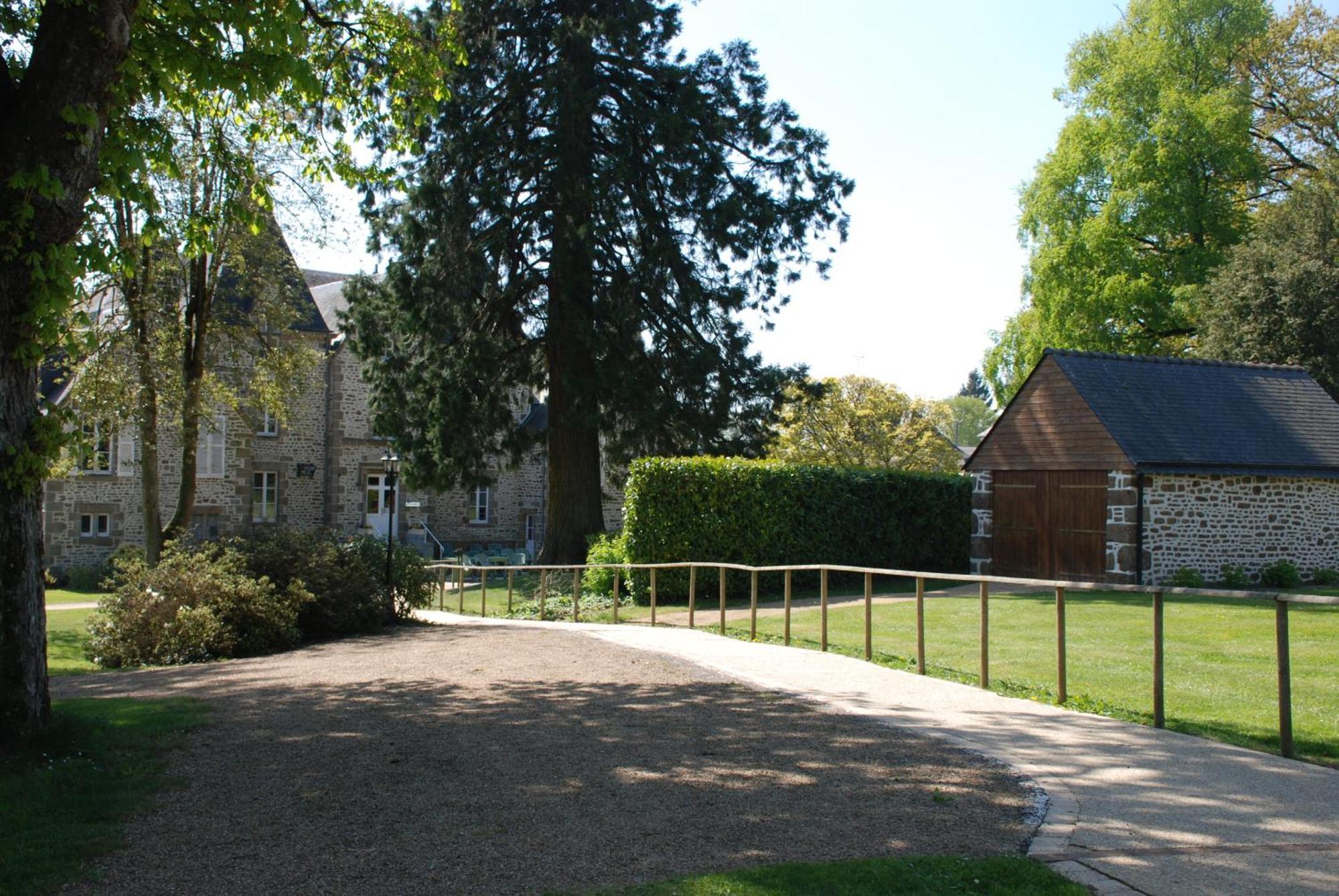 Chateau Du Bourg Saint-Denis-de-Gastines Dış mekan fotoğraf