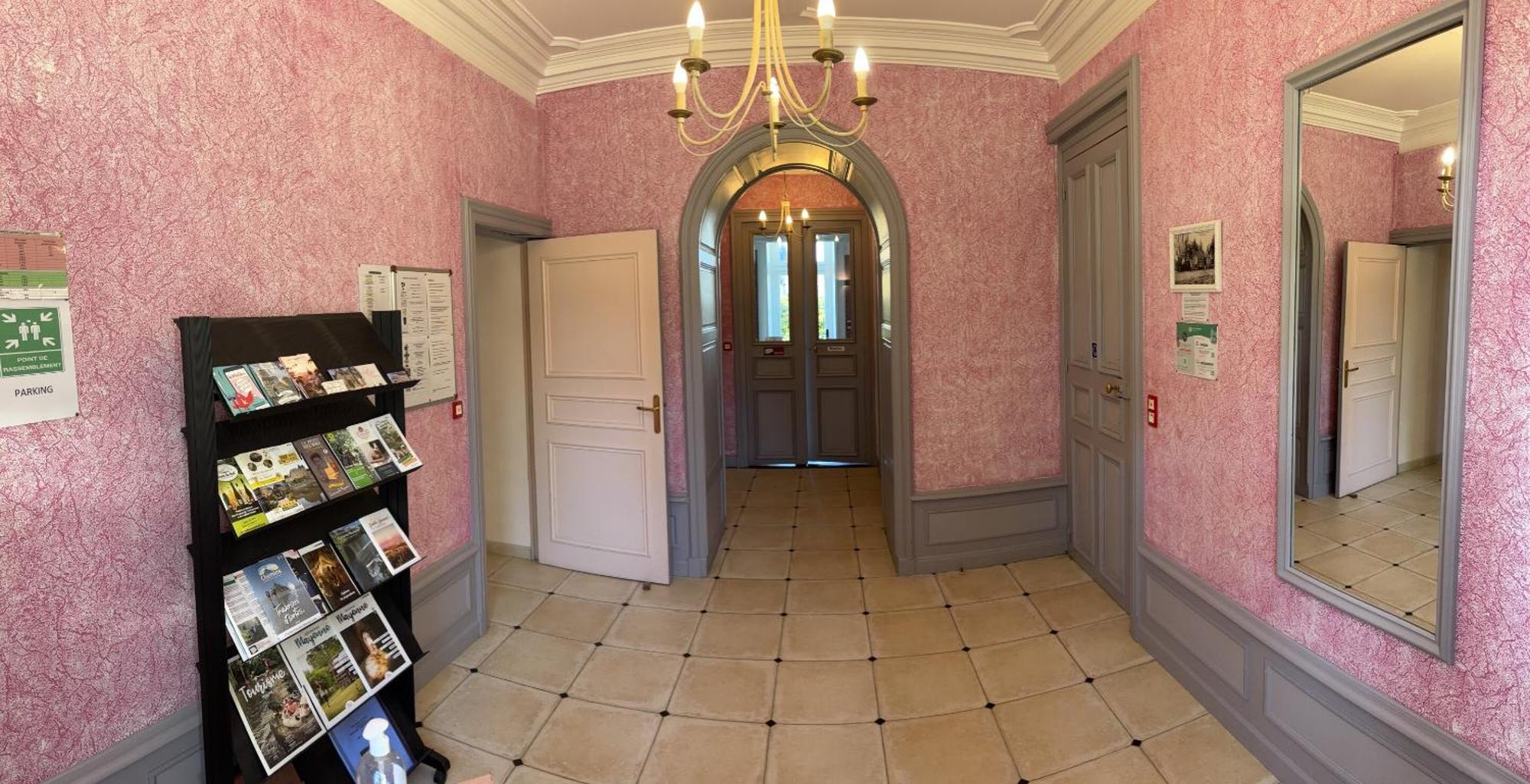 Chateau Du Bourg Saint-Denis-de-Gastines Dış mekan fotoğraf